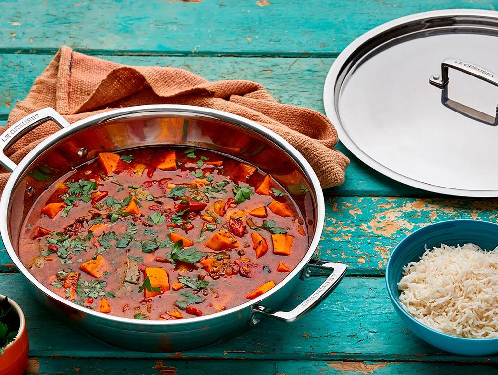 Gumbo de batata-doce e pimento fumado