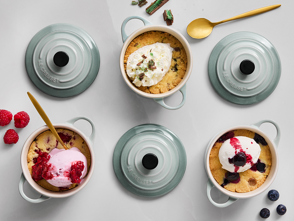 Cookies com gelado na mini cocotte